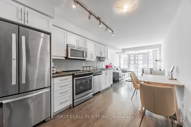 Additional property image - 525 Adelaide St Unit 1022