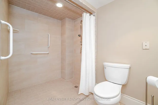 Additional property image - 75 York Mills Rd Unit 309