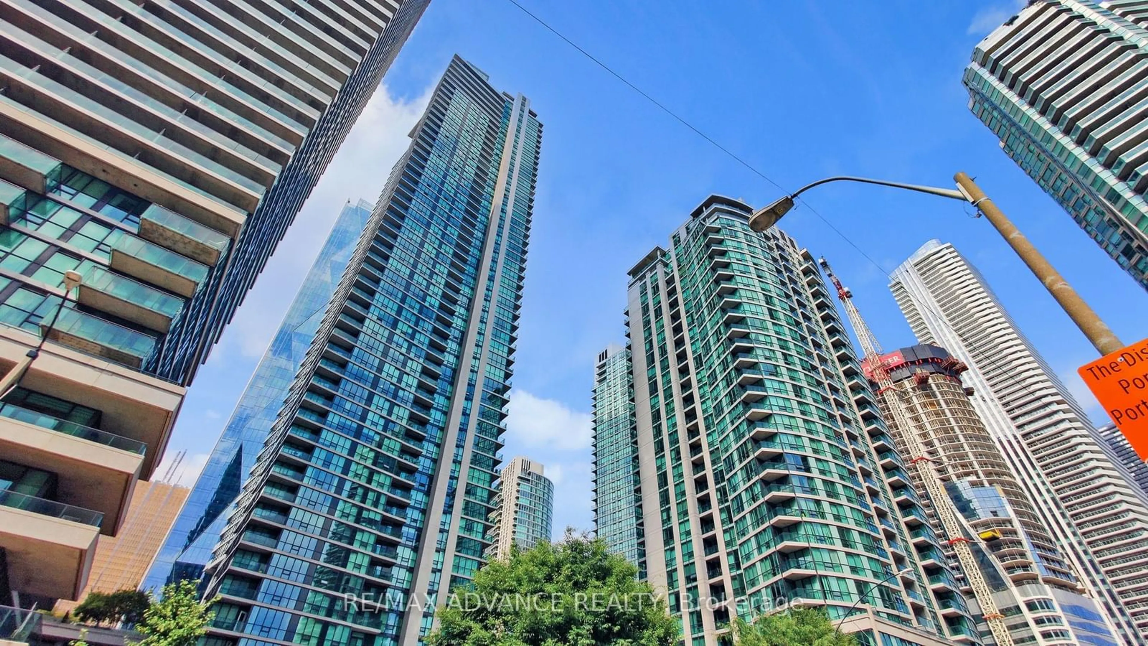 A pic from exterior of the house or condo for 18 Harbour St #3307, Toronto Ontario M5J 2Z6