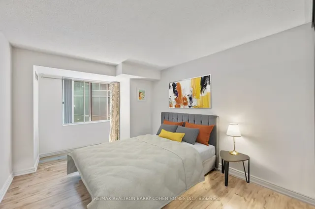 Additional property image - 33 University Ave Unit 903