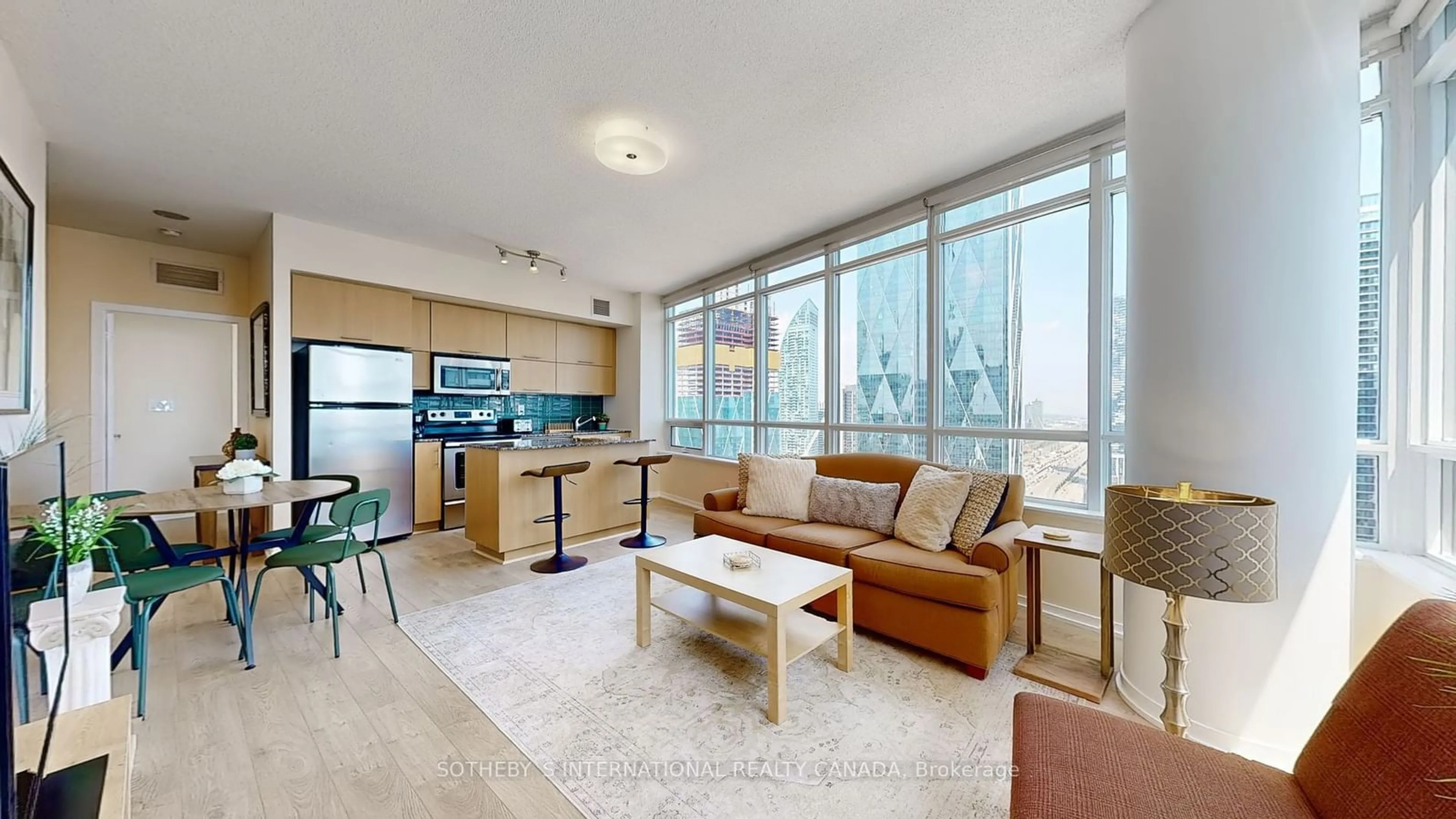 Living room for 65 Bremner Blvd #2810, Toronto Ontario M5J 0A7