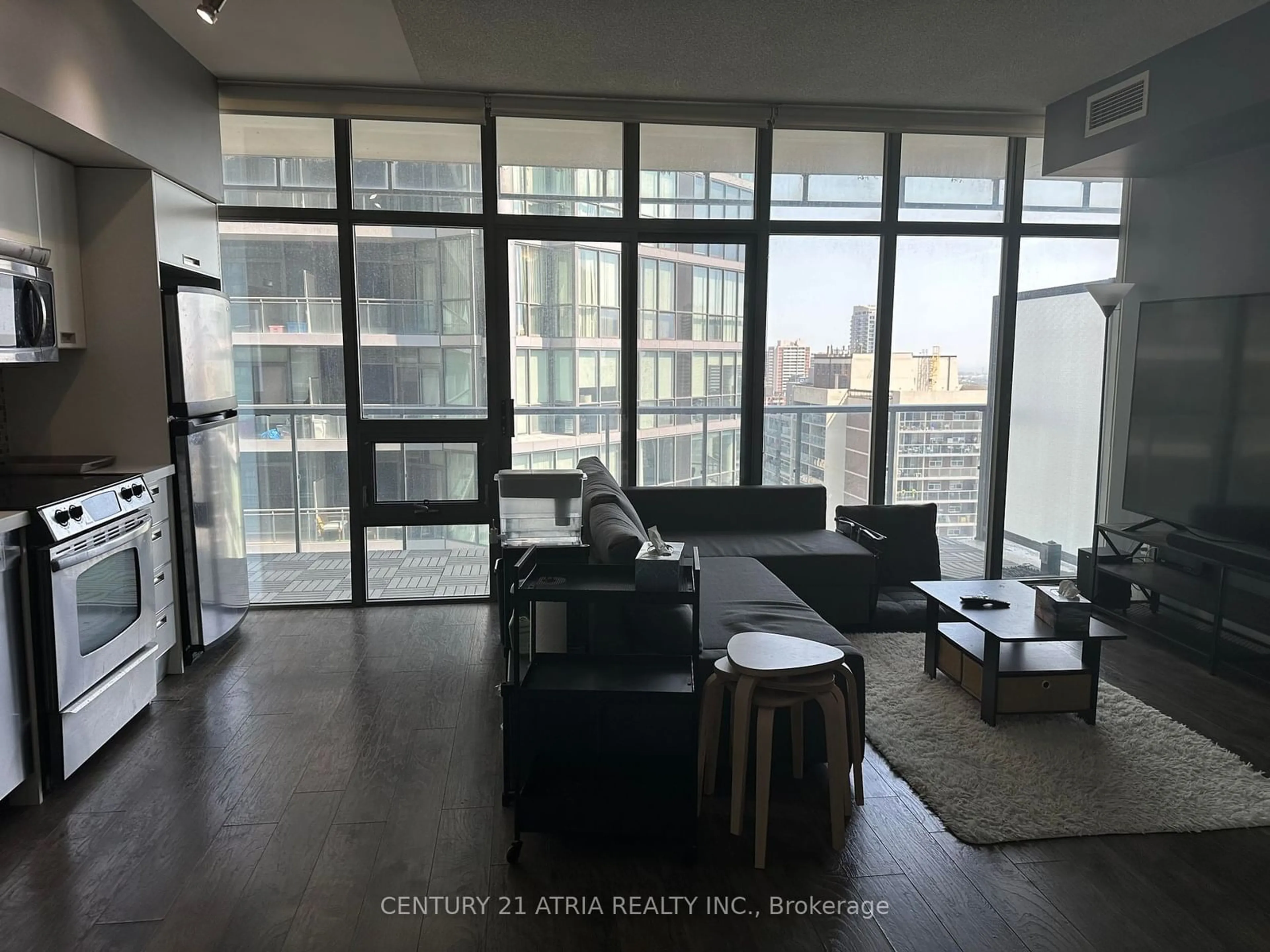 Living room for 33 Charles St #2402, Toronto Ontario M4Y 0A2