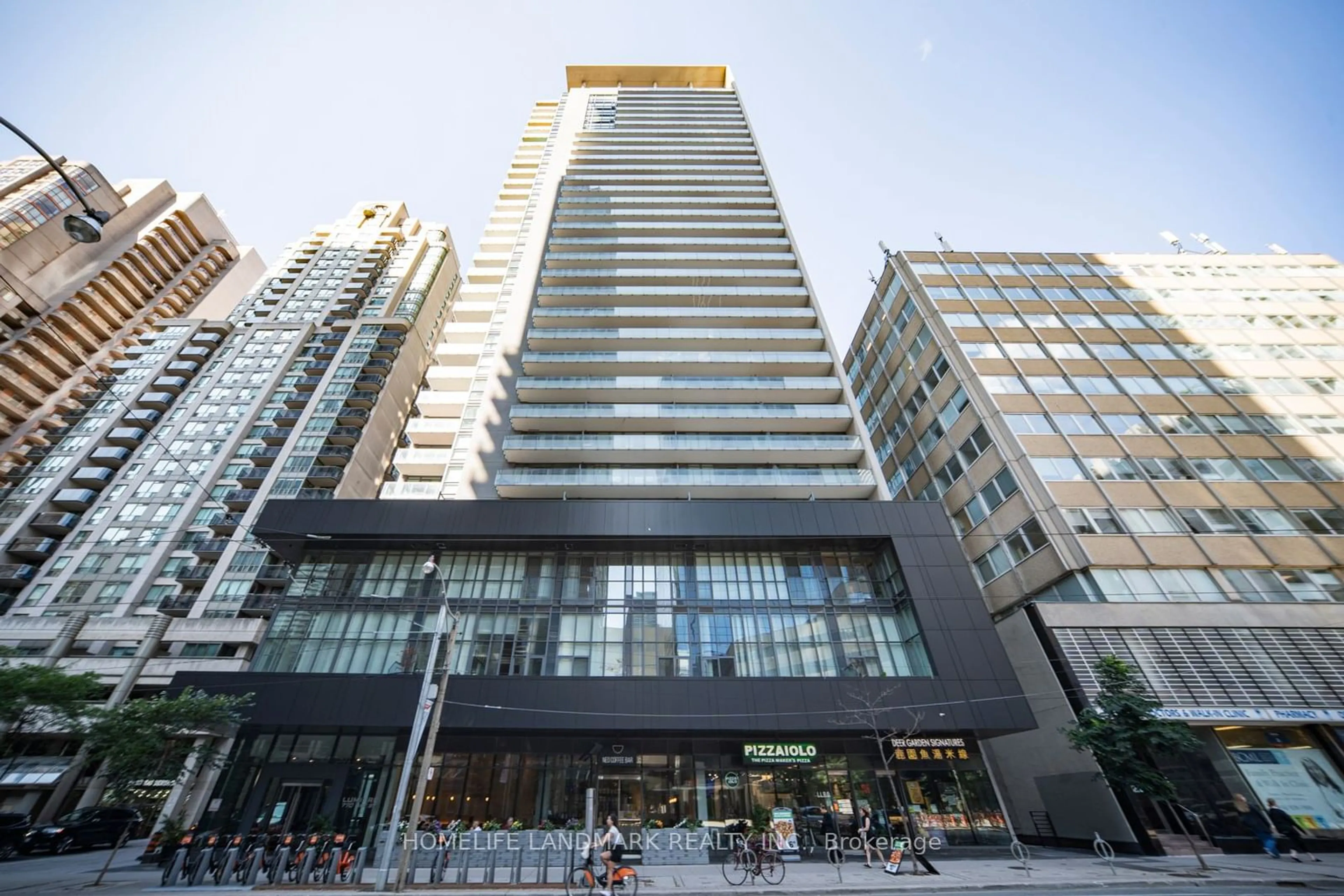 A pic from exterior of the house or condo for 770 Bay St #1703, Toronto Ontario M5G 0A6