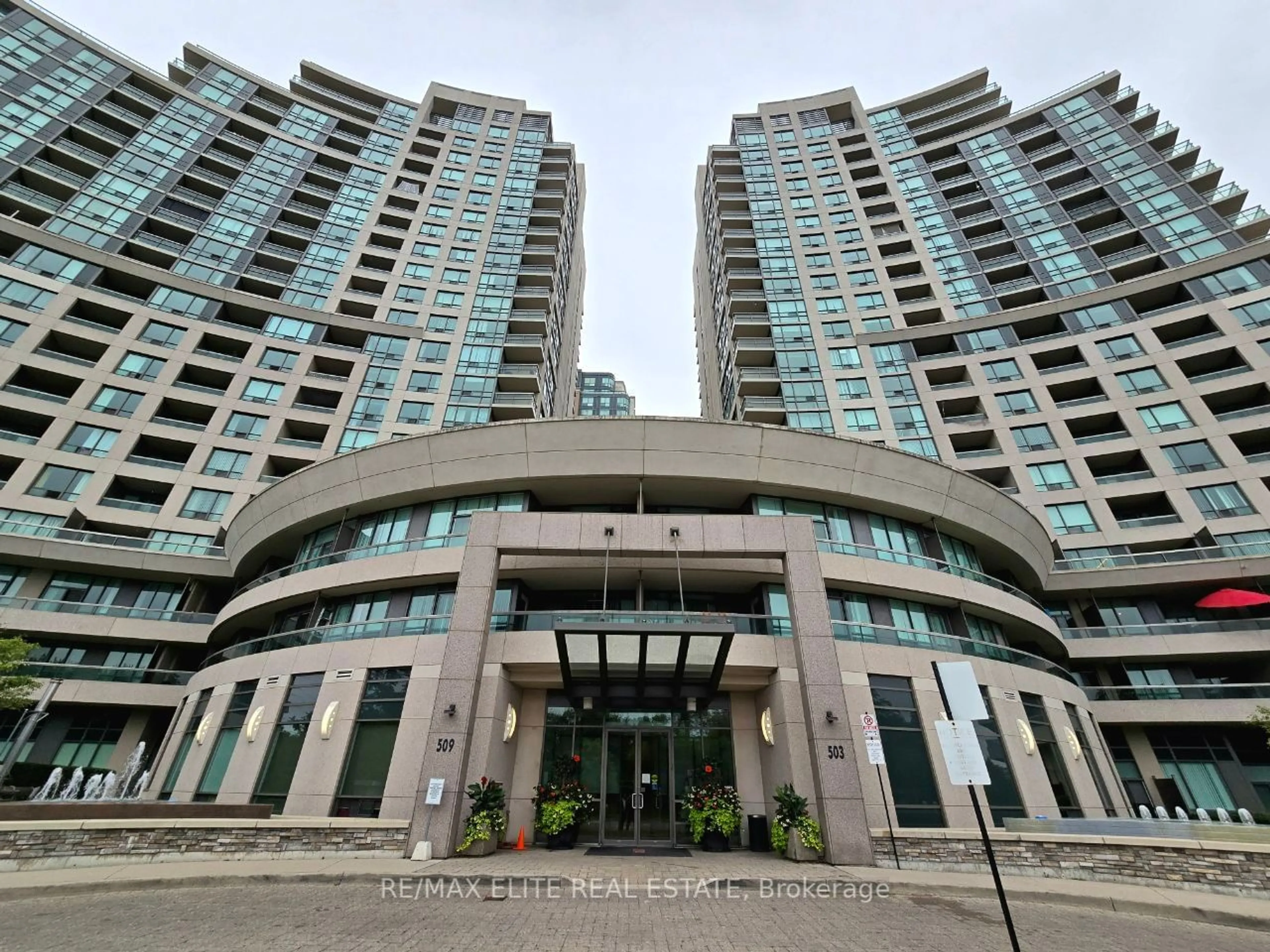 A pic from exterior of the house or condo for 509 Beecroft Rd #220, Toronto Ontario M2N 0A3