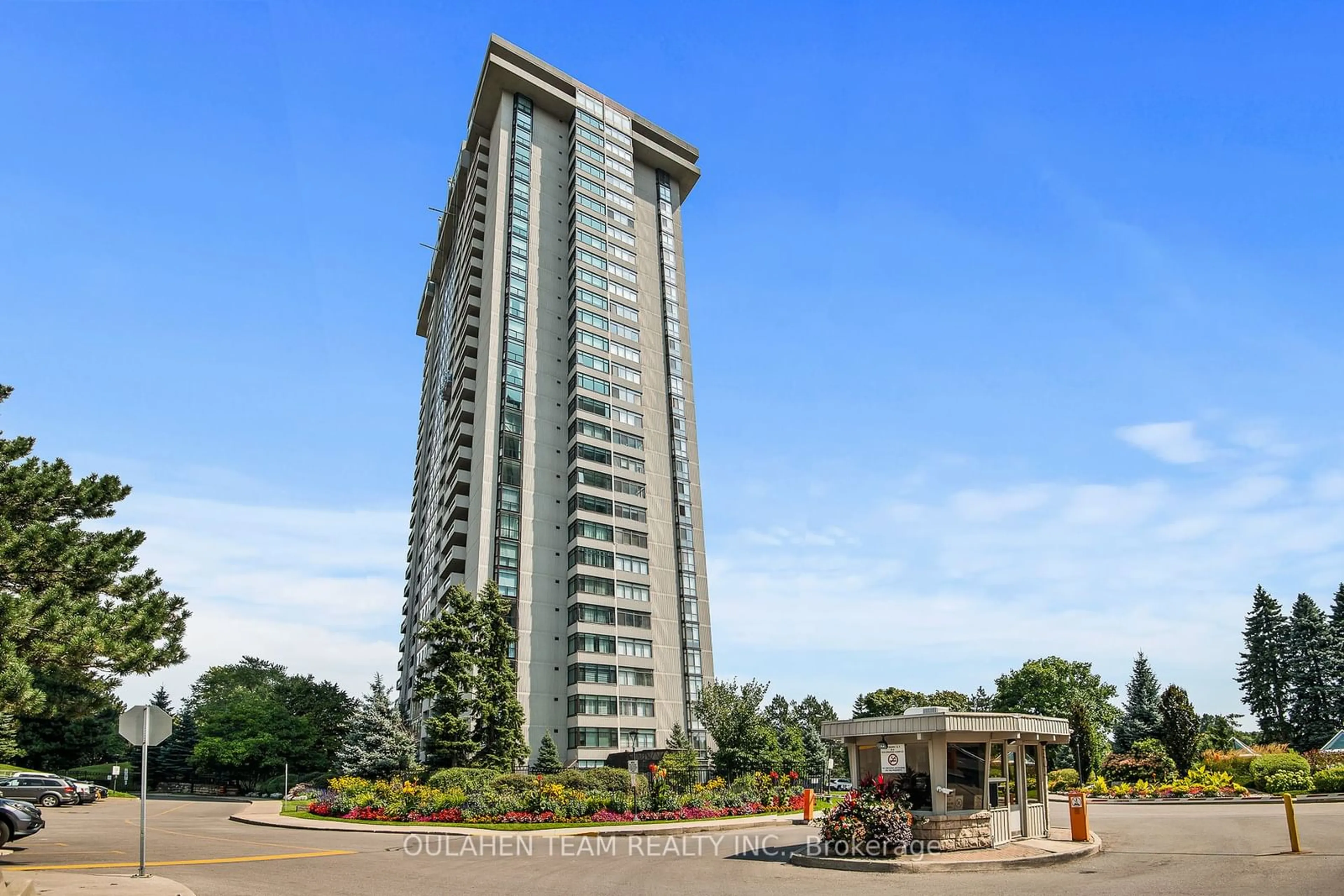 A pic from exterior of the house or condo for 1555 Finch Ave #2708, Toronto Ontario M2J 4X9