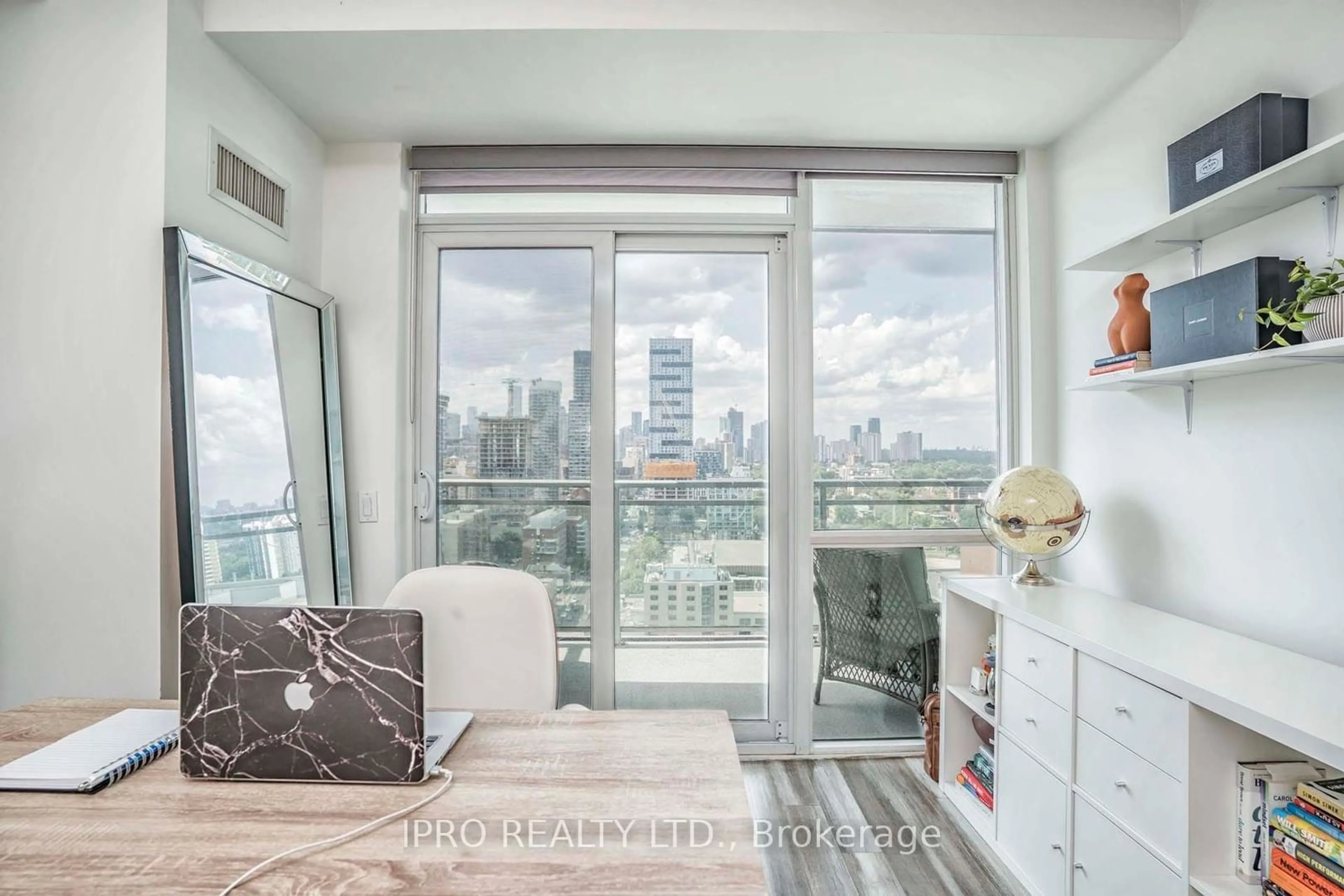 A pic of a room for 112 George St #2102, Toronto Ontario M5A 2M5