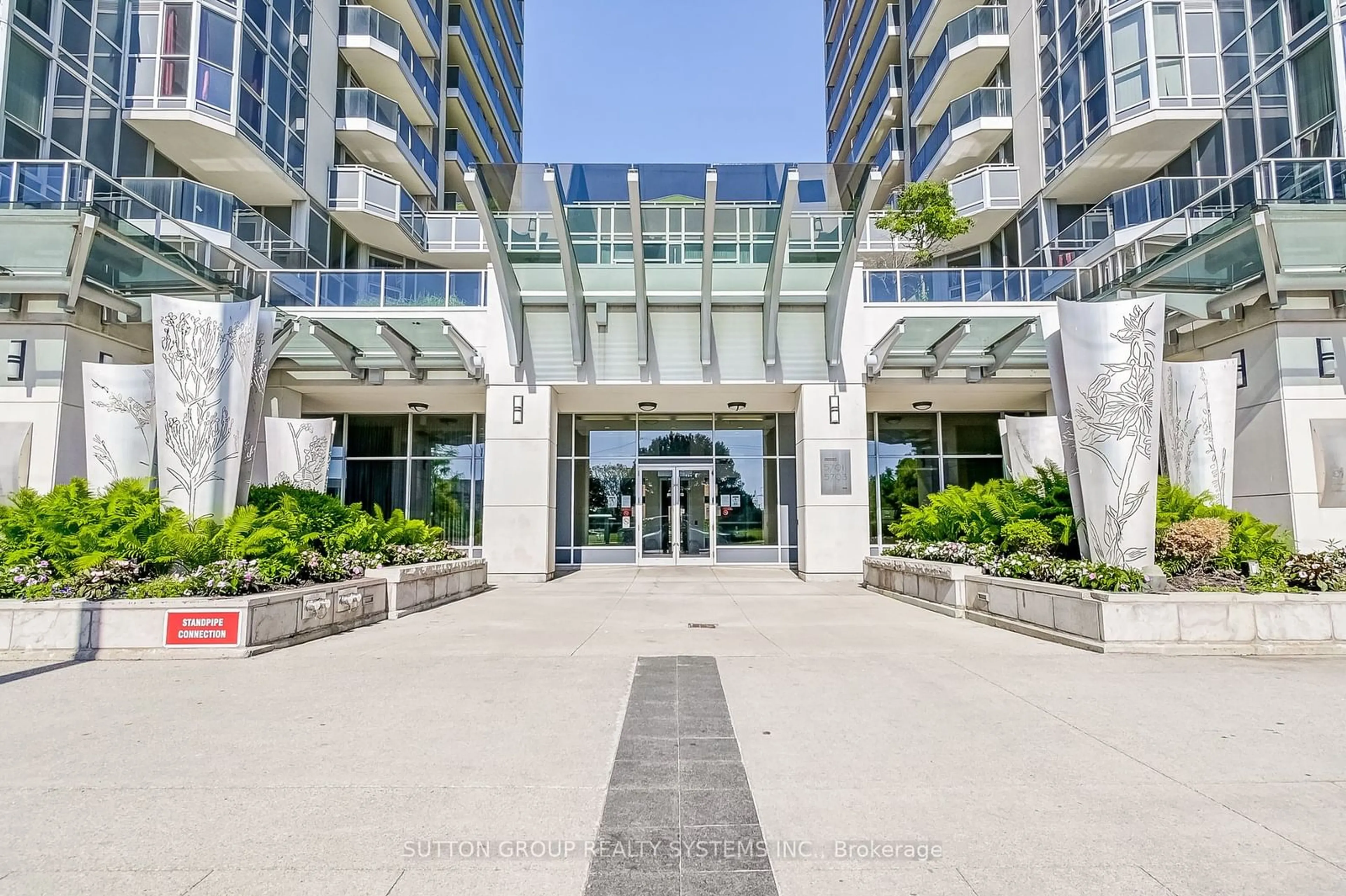 A pic from exterior of the house or condo, the front or back of building for 5791 Yonge St #2108, Toronto Ontario M2M 0A8