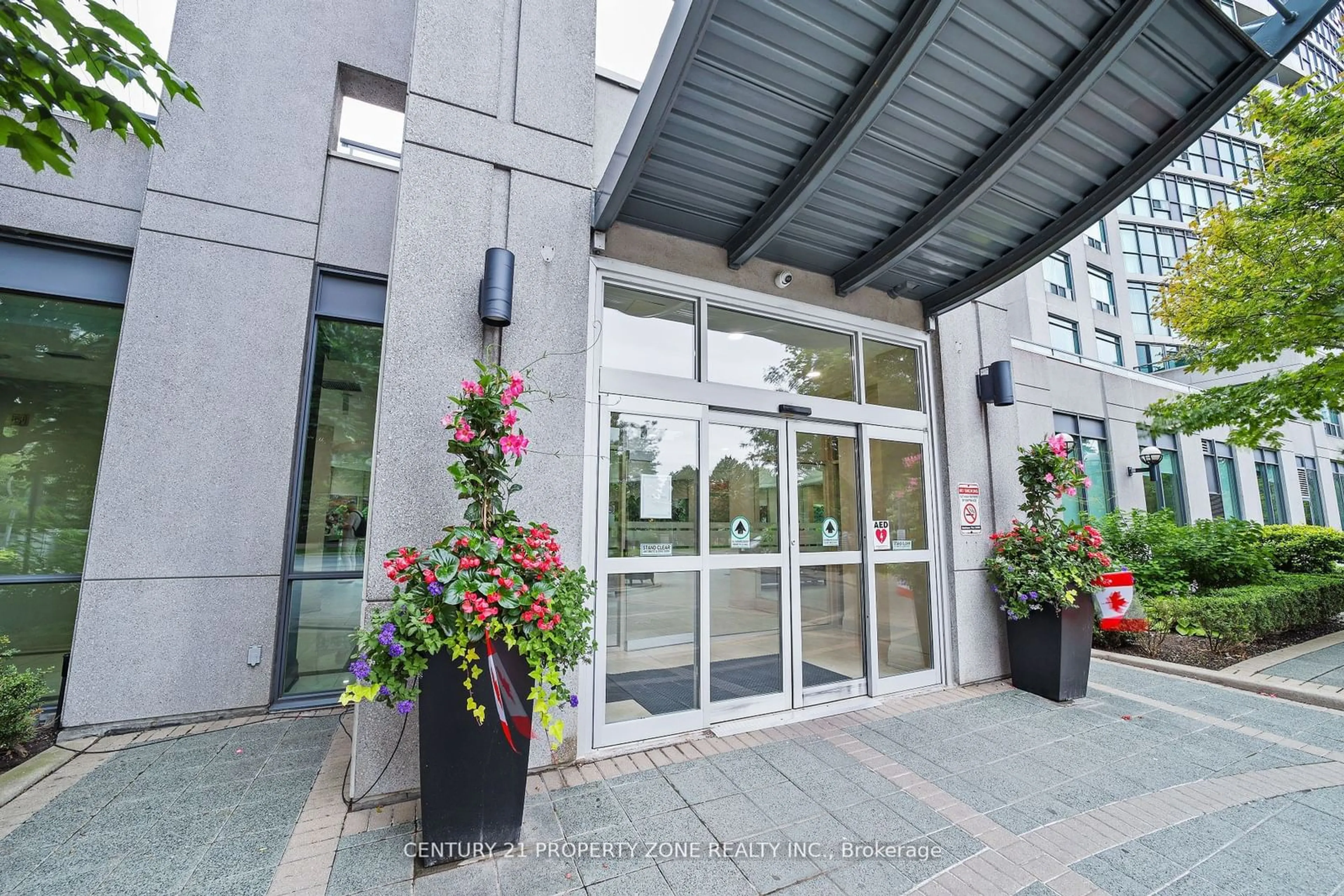 Indoor foyer, ceramic floors for 30 Harrison Garden Blvd #2206, Toronto Ontario M2N 7A9