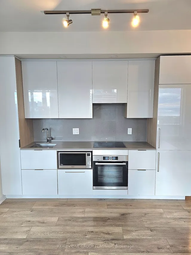 Additional property image - 28 Freeland St Unit 4304