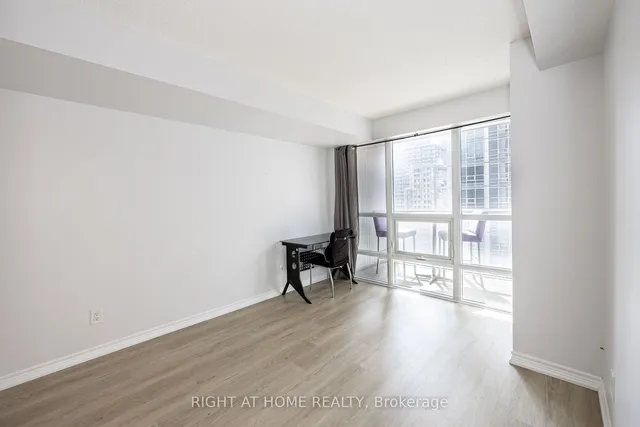 Additional image 15 of 763 Bay St Unit 1006