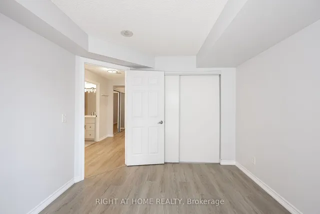 Additional image 14 of 763 Bay St Unit 1006