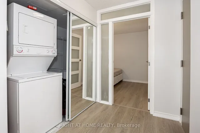 Additional image 11 of 763 Bay St Unit 1006