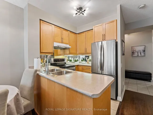 Additional property image - 1121 Bay St Unit 306