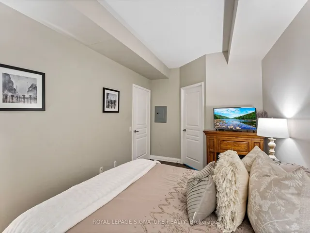 Additional property image - 1121 Bay St Unit 306
