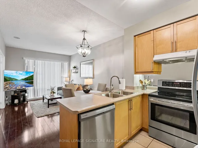 Additional property image - 1121 Bay St Unit 306