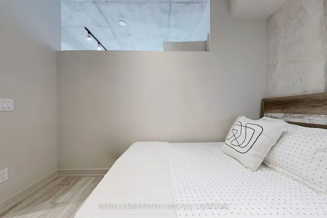 Additional property image - 458 Richmond St Unit 202