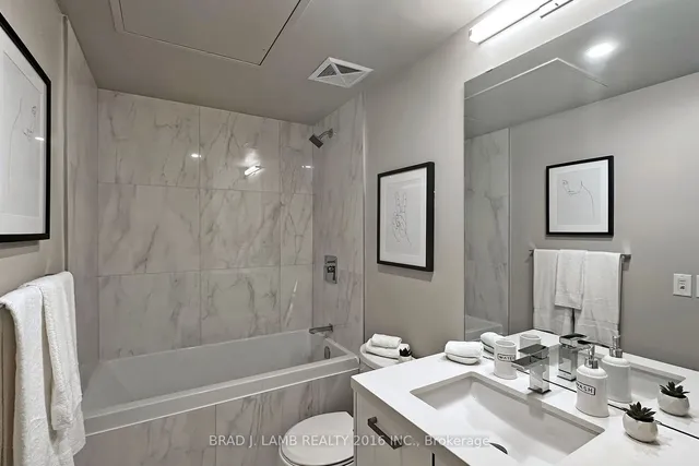 Additional property image - 458 Richmond St Unit 202