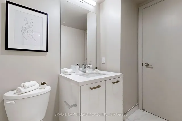 Additional property image - 458 Richmond St Unit 202