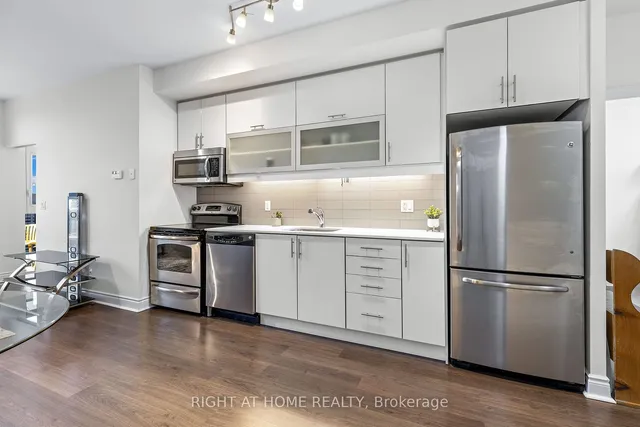 Additional image 9 of 28 Ted Rogers Way Unit PH06