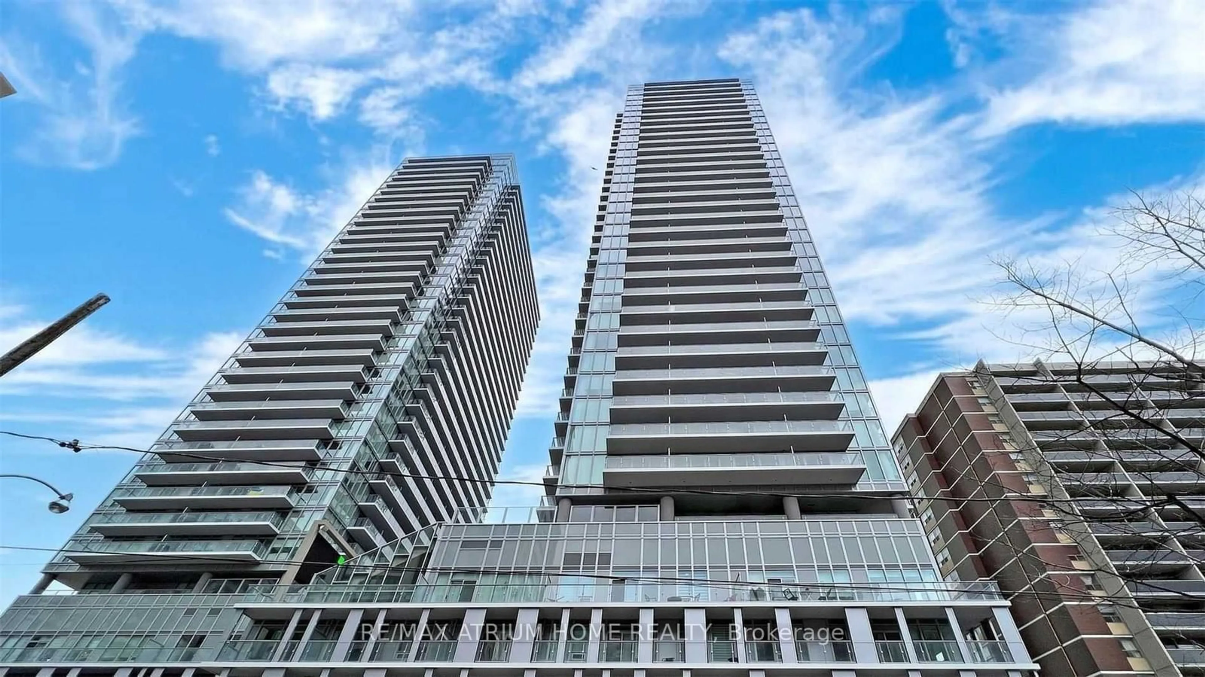 A pic from exterior of the house or condo for 195 Redpath Ave #1502, Toronto Ontario M4P 0E4