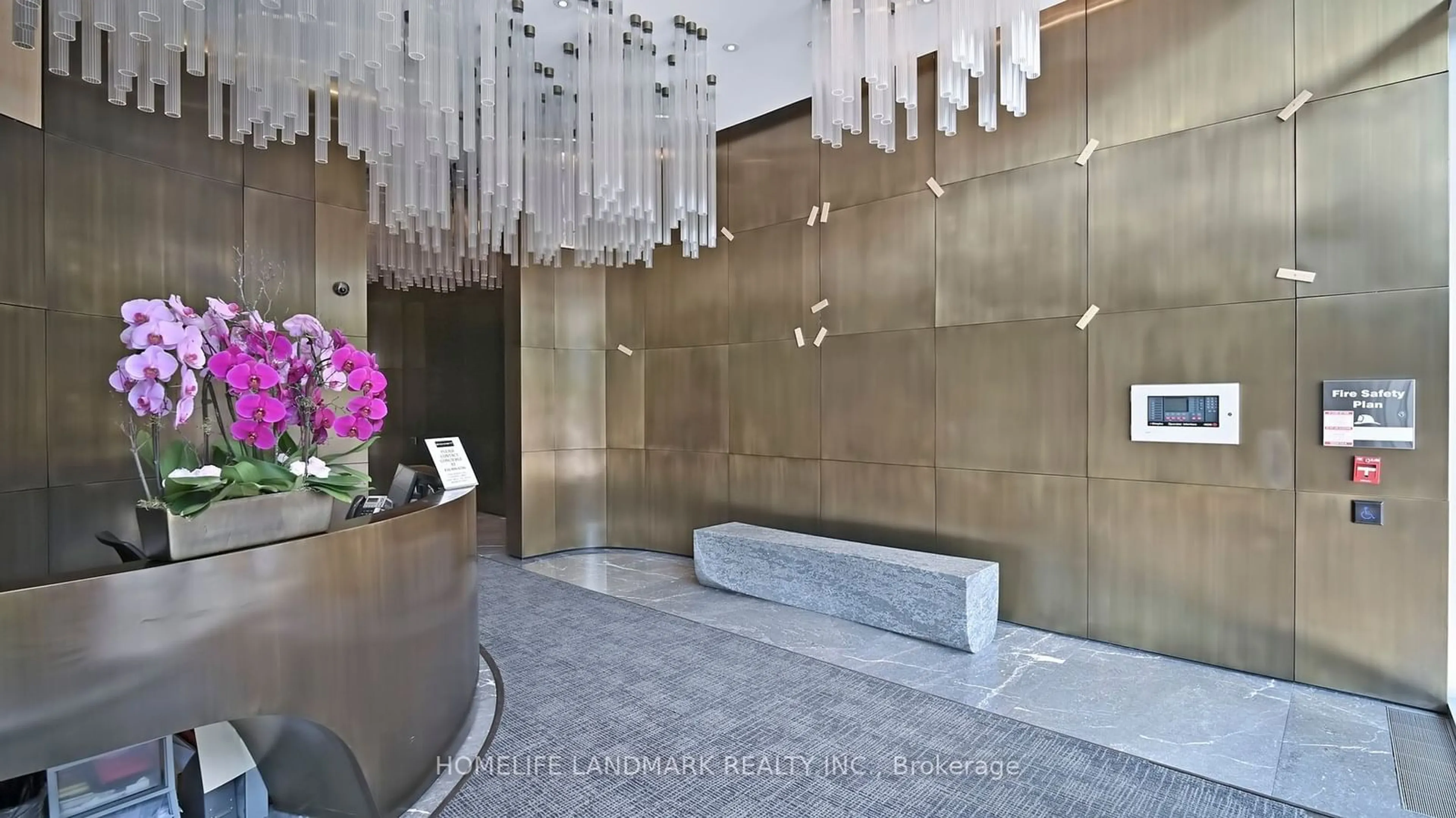 Indoor lobby for 200 Bloor St #2605, Toronto Ontario M5S 1T8