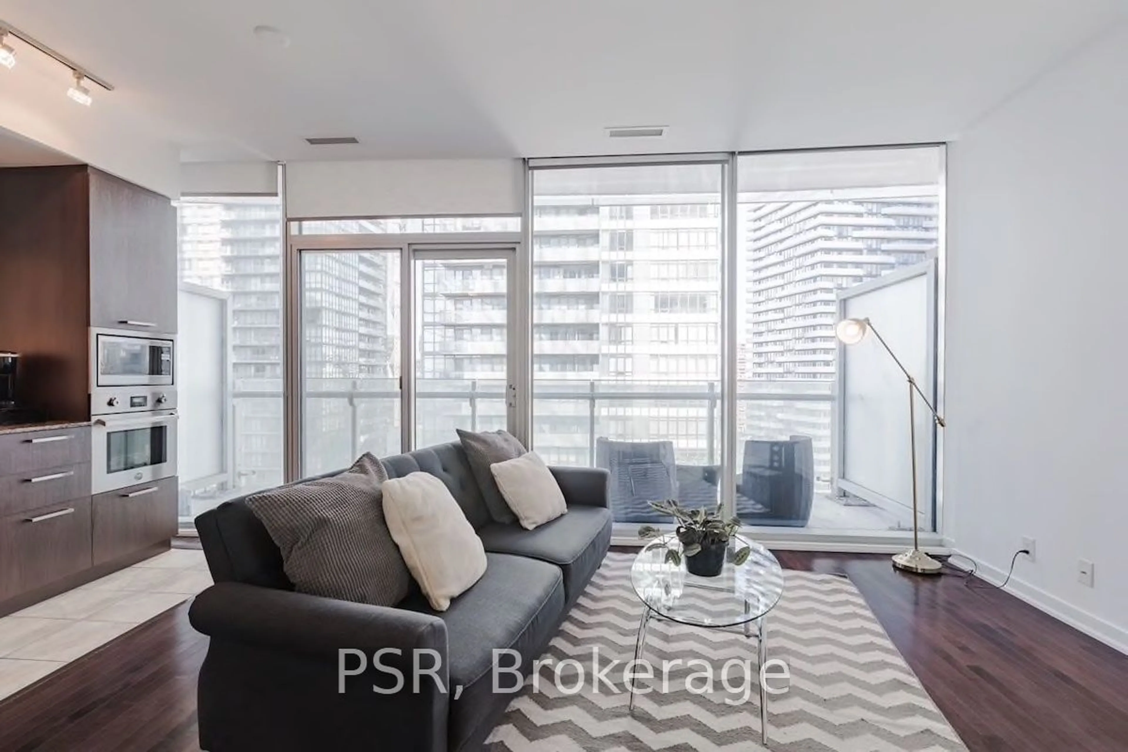 Other indoor space for 14 York St #1812, Toronto Ontario M5J 0B1