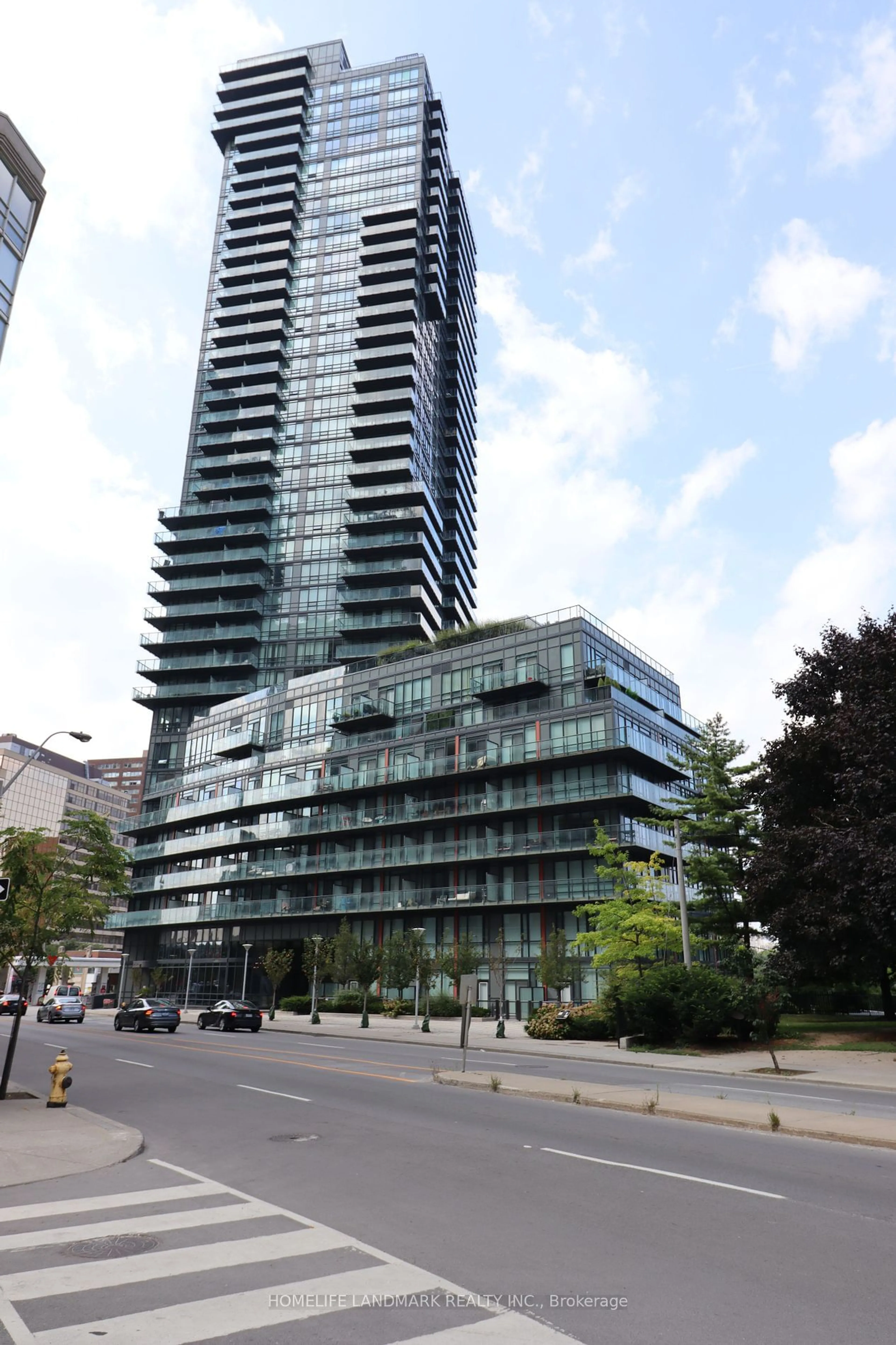 A pic from exterior of the house or condo for 825 Church St #3002, Toronto Ontario M4W 3Z4