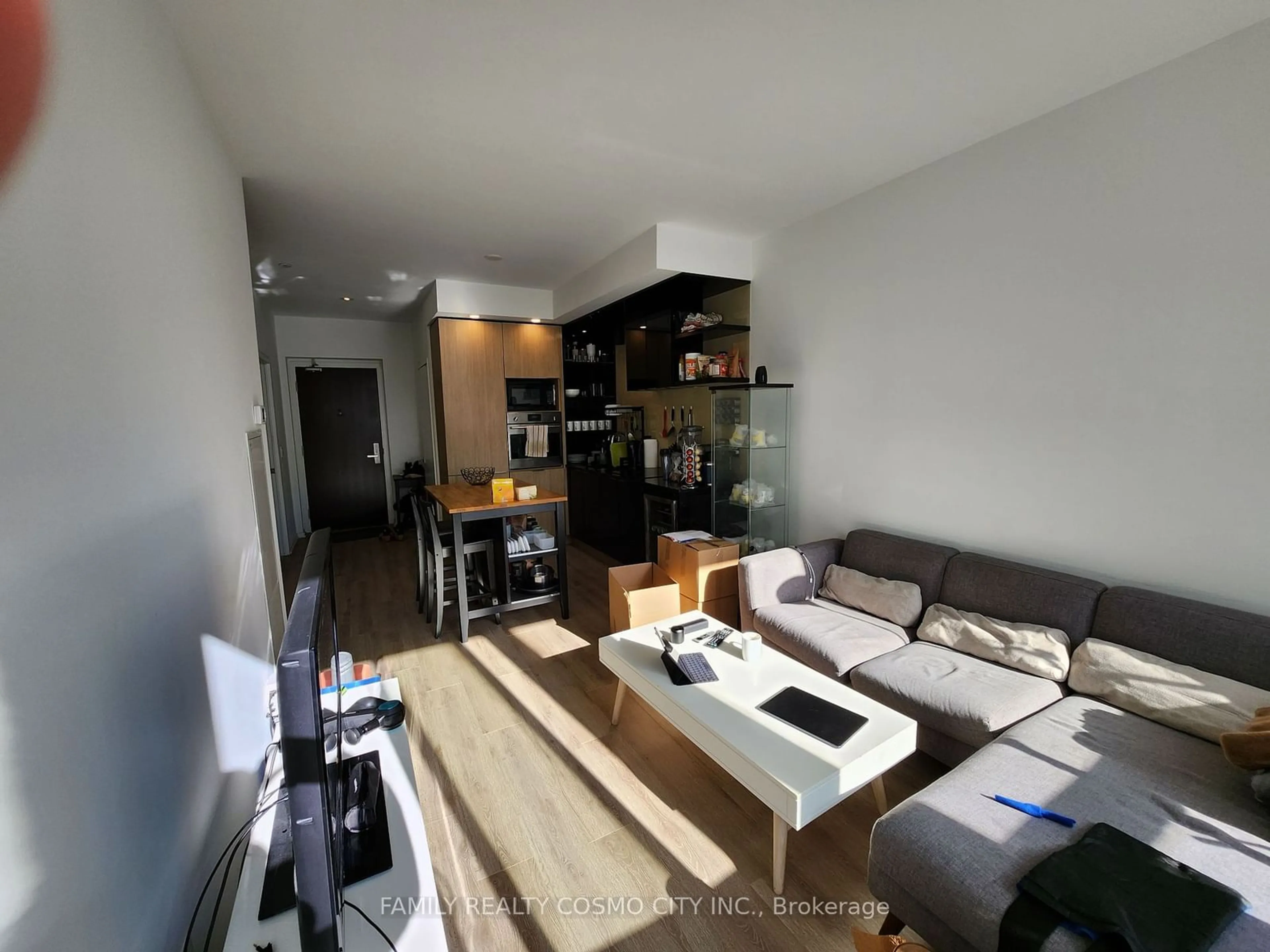 A pic of a room for 70 Temprance St #2809, Toronto Ontario M5H 4E8