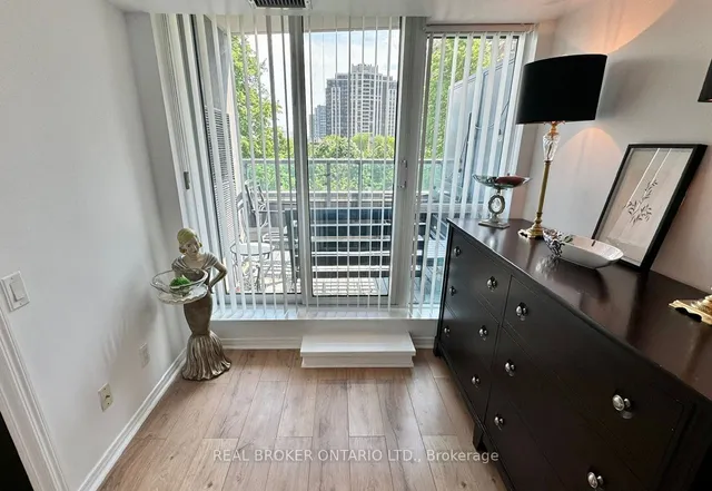 Additional property image - 28 Harrison Garden Blvd Unit 312