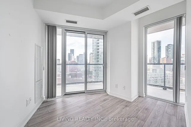 Additional property image - 159 Wellesley St Unit 609