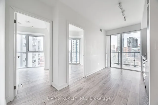 Additional property image - 159 Wellesley St Unit 609