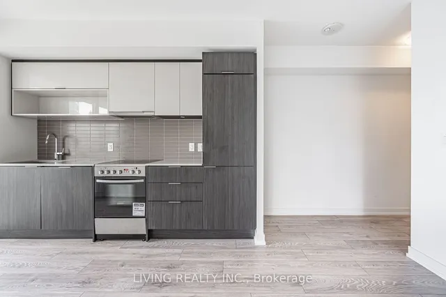 Additional property image - 159 Wellesley St Unit 609