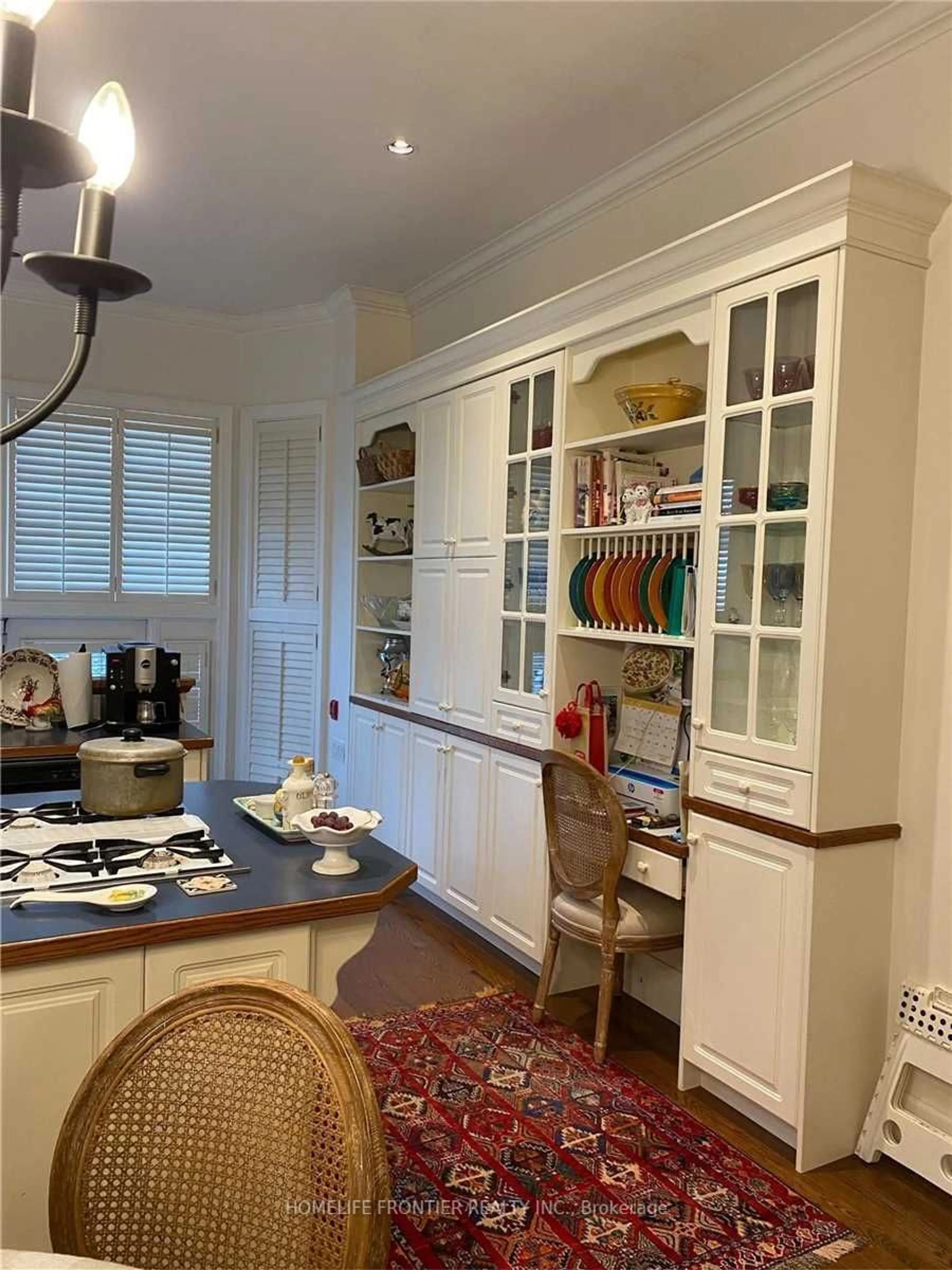 Dining room, wood floors for 17 Teddington Park Ave, Toronto Ontario M4N 2C4