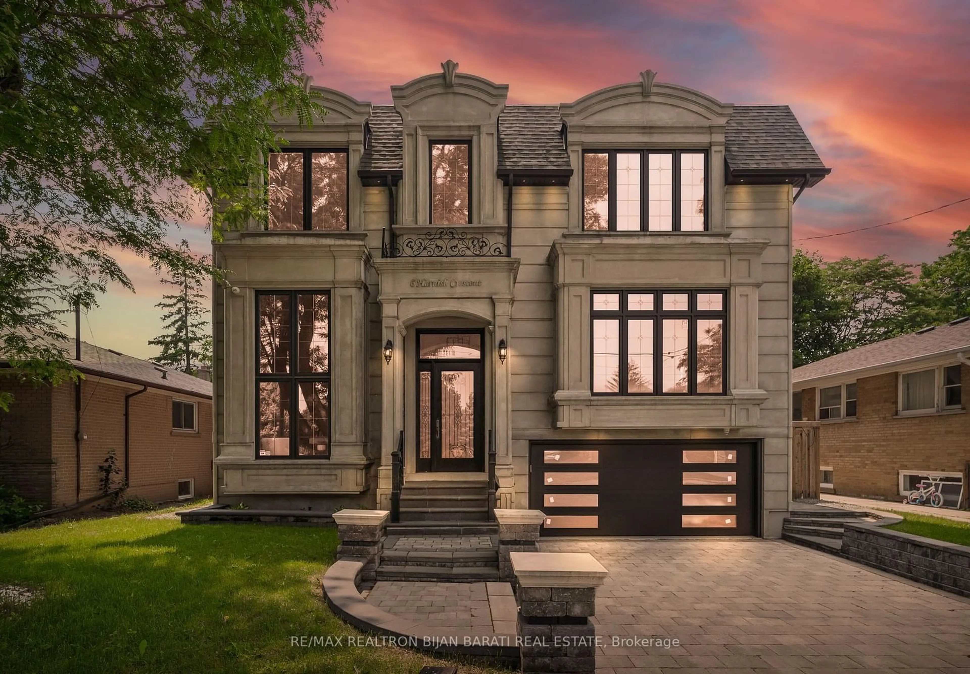 Home with brick exterior material for 6 Harnish Cres, Toronto Ontario M2M 2C1