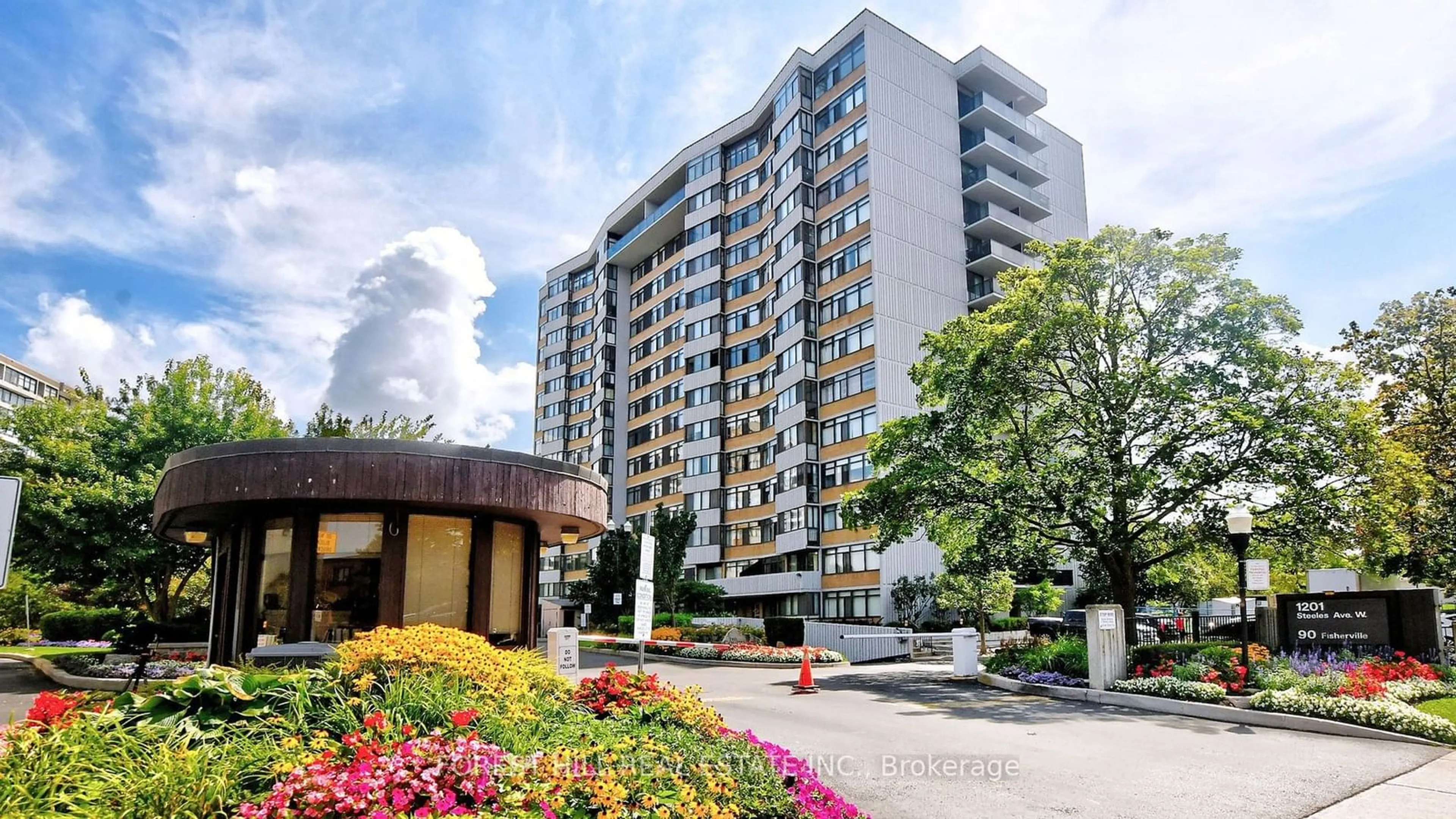 A pic from exterior of the house or condo, the front or back of building for 90 Fisherville Rd #201, Toronto Ontario M2R 3J9