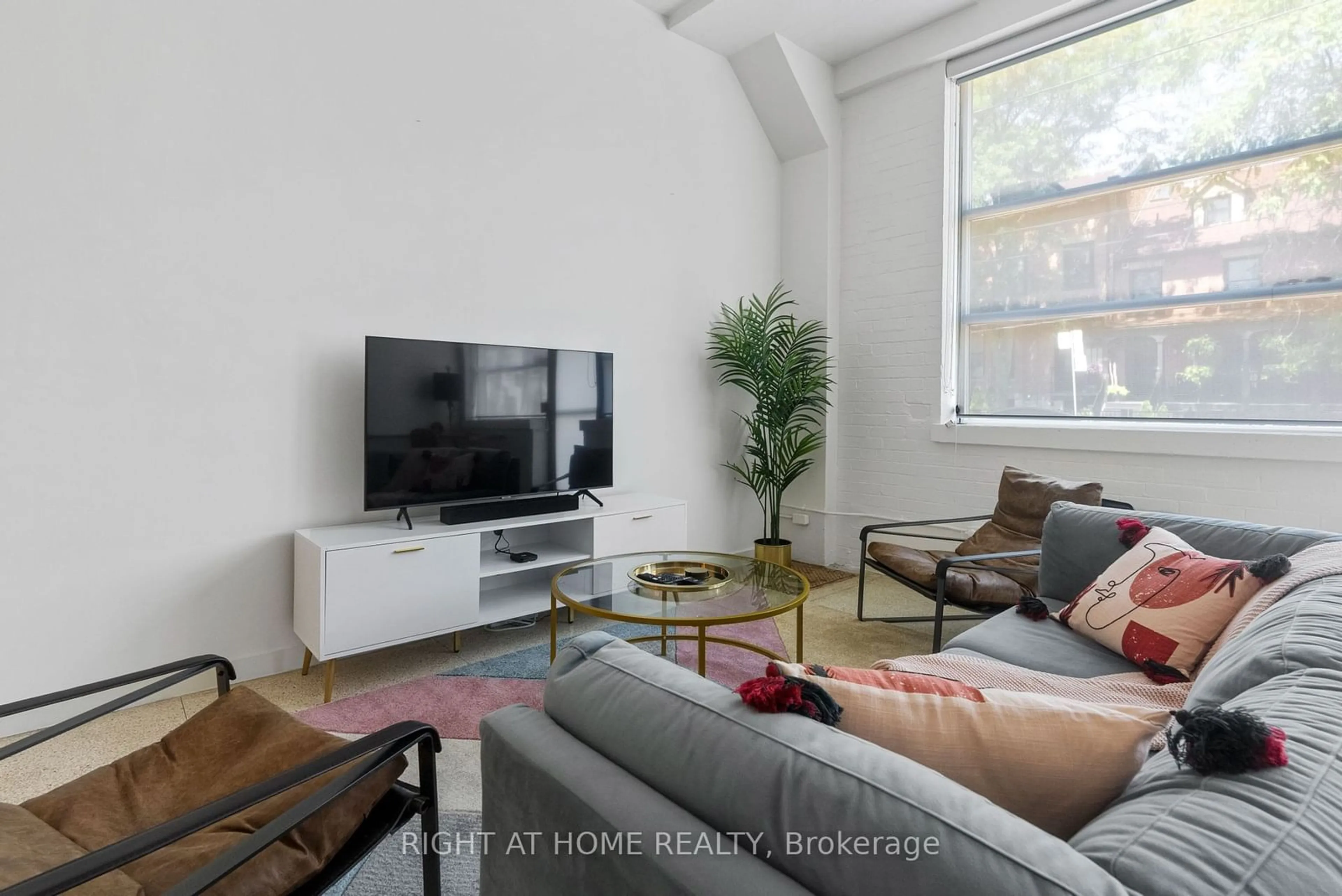 Living room with furniture, unknown for 365 Dundas St #102, Toronto Ontario M5A 4R9