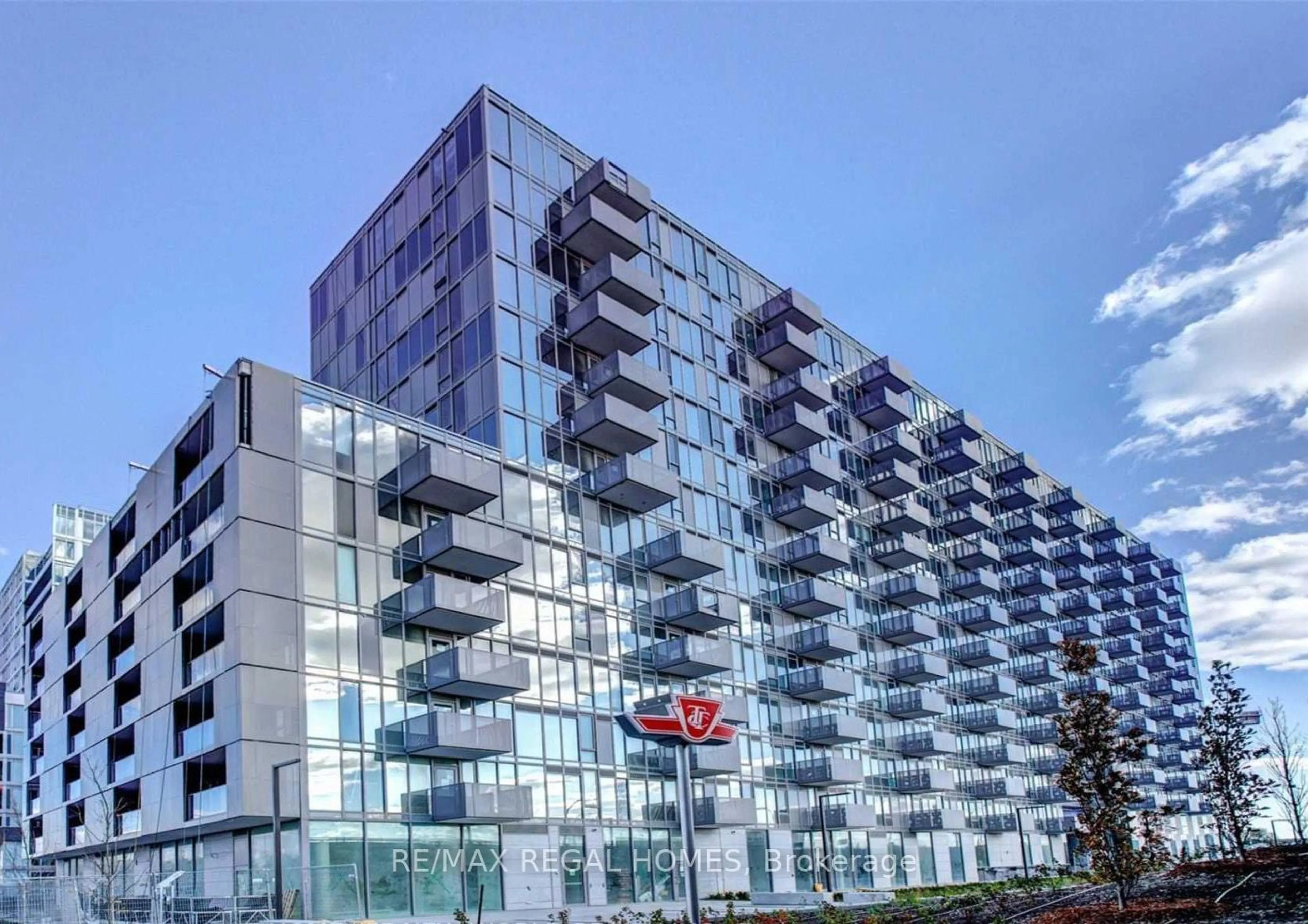 A pic from exterior of the house or condo for 38 Monte Kwinter Crt #520, Toronto Ontario M1H 0E2