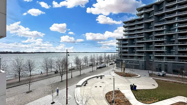 Additional property image - 118 Merchants' Wharf Unit 305