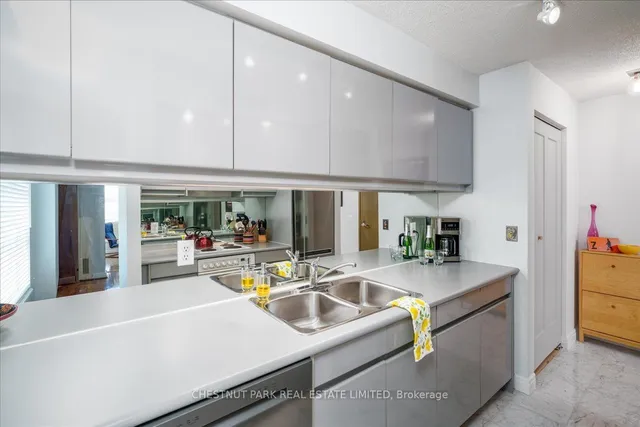 Additional property image - 50 Lombard St Unit 1401