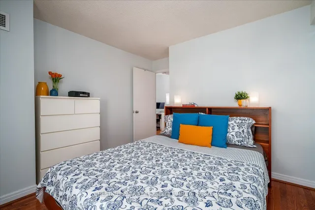 Additional property image - 50 Lombard St Unit 1401