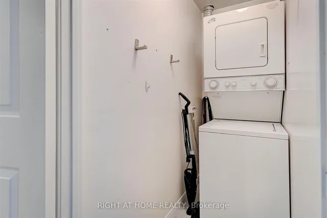Additional image 7 of 388 Bloor St Unit 507