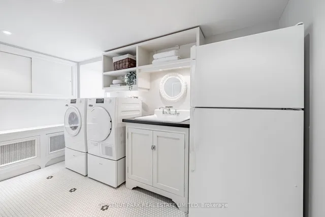 Additional property image - 32 Roxborough St