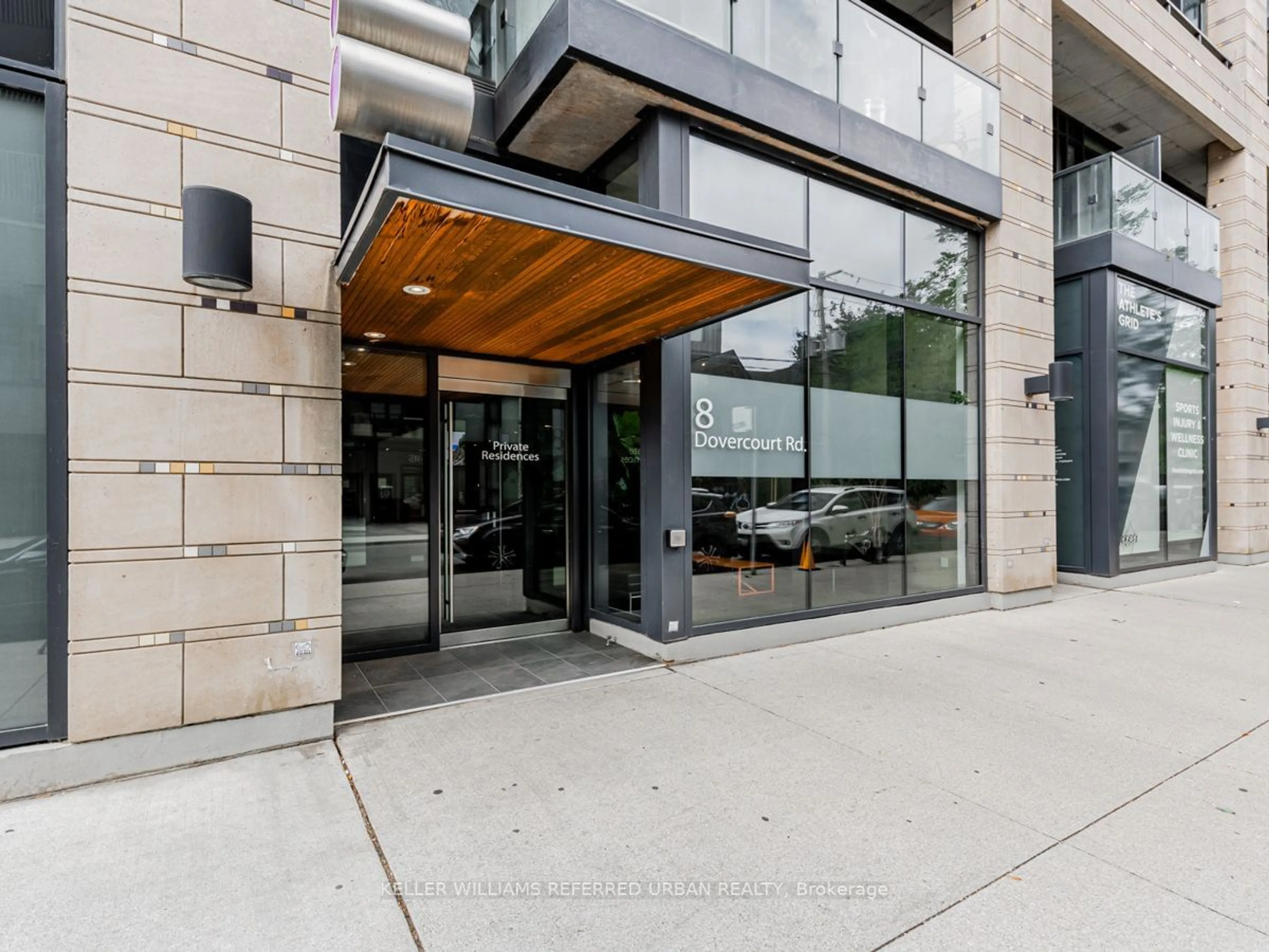 Indoor foyer for 8 Dovercourt Rd #201, Toronto Ontario M6J 0B6