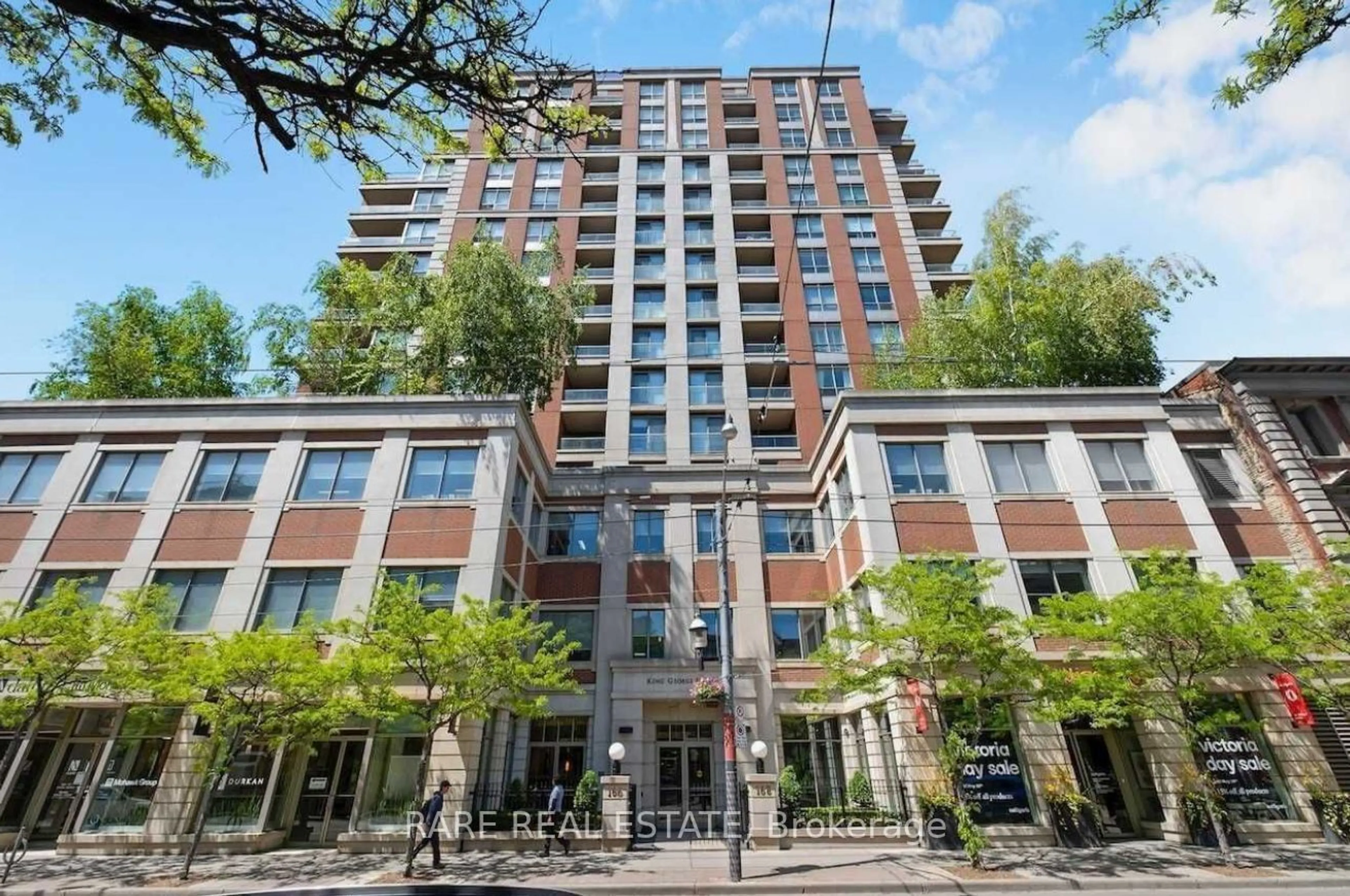 A pic from exterior of the house or condo for 168 King St #1402, Toronto Ontario M5A 4S4