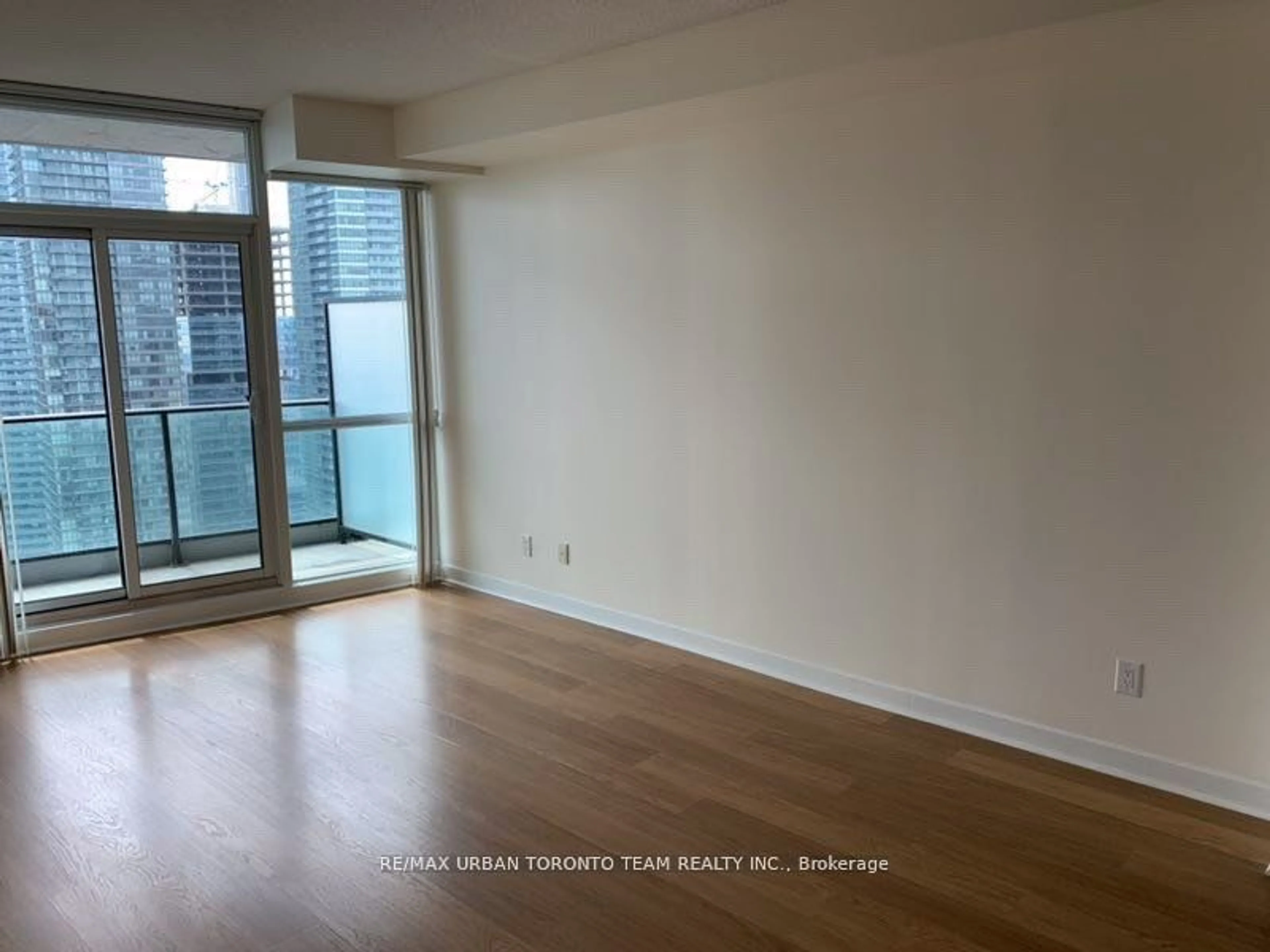 A pic of a room for 33 Bay St #3901, Toronto Ontario M5J 2Z3