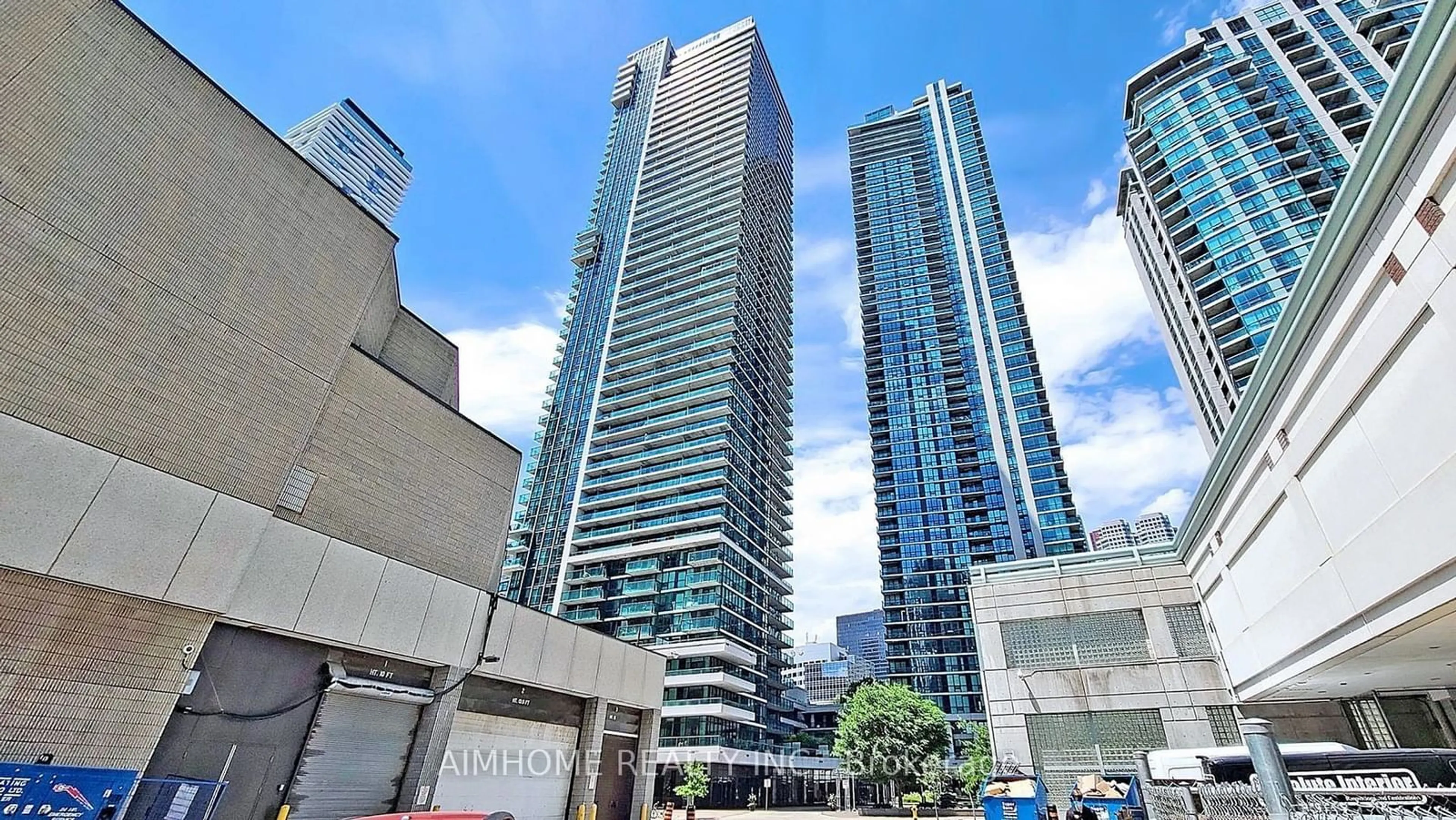 A pic from exterior of the house or condo for 33 Bay St #1508, Toronto Ontario M5J 2Z3