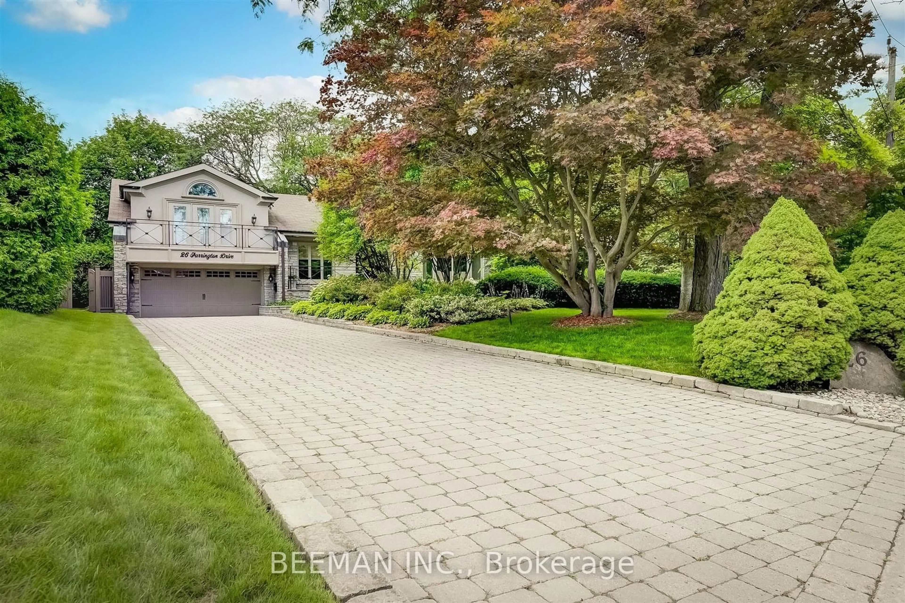 Frontside or backside of a home, the street view for 26 Farrington Dr, Toronto Ontario M2L 2B6