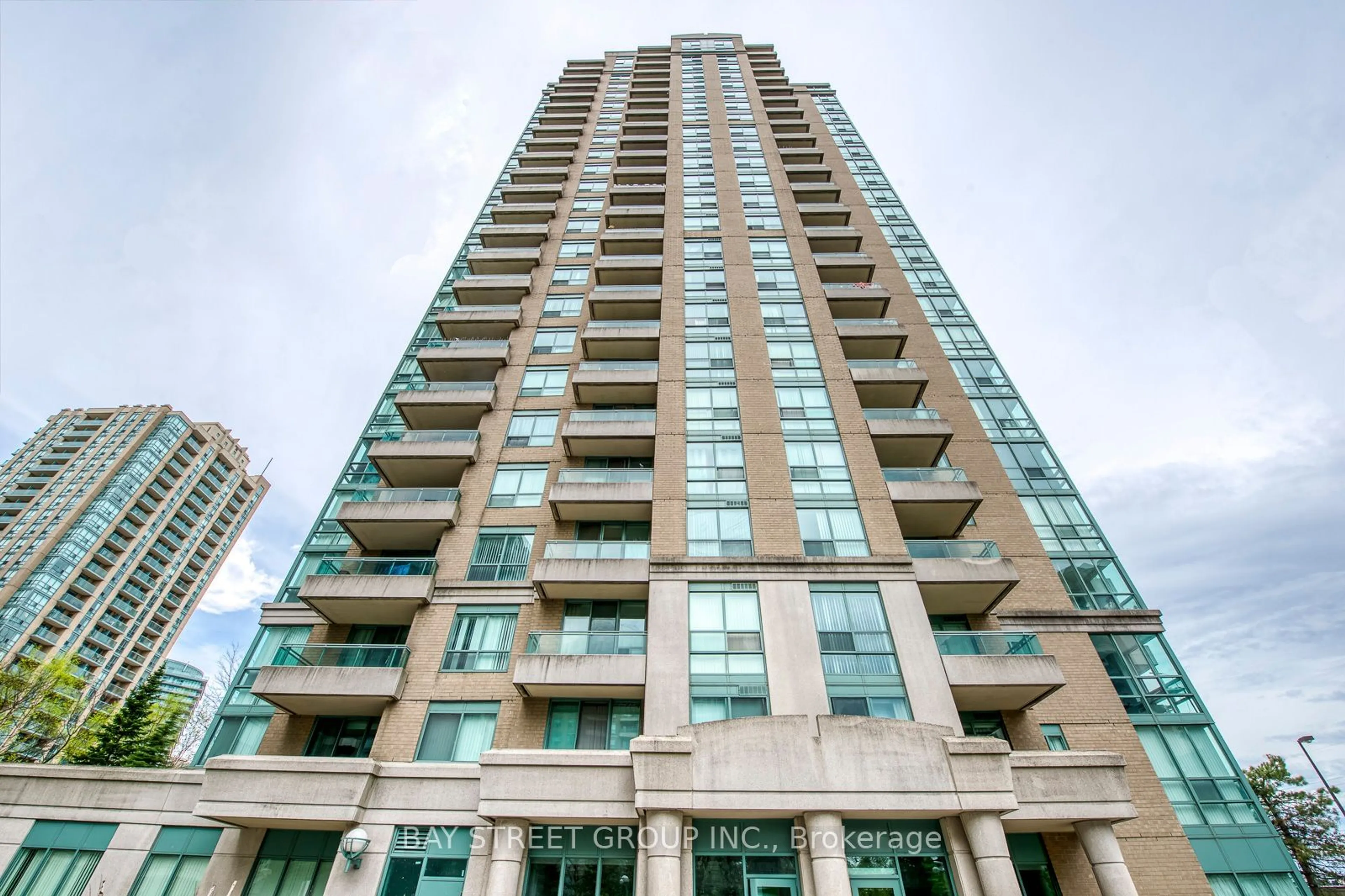 A pic from exterior of the house or condo for 1 Pemberton Ave #1008, Toronto Ontario M2M 4L9