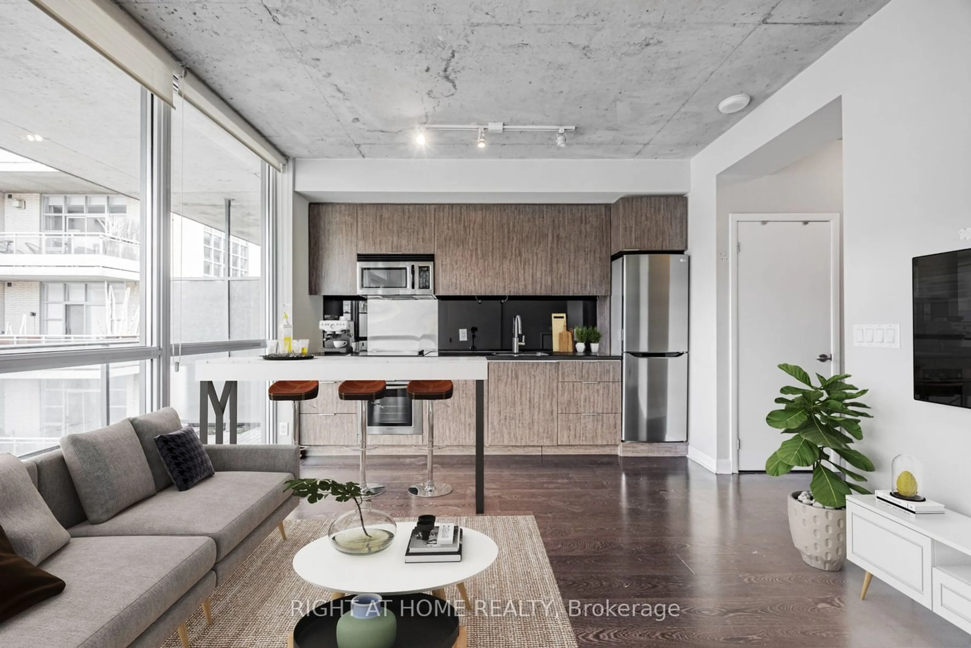 Contemporary kitchen for 478 King St #815, Toronto Ontario M5V 1L7