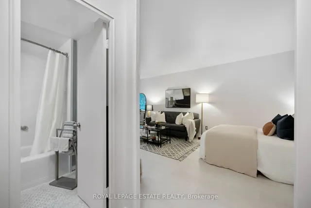Additional property image - 21 Dale Ave Unit 605